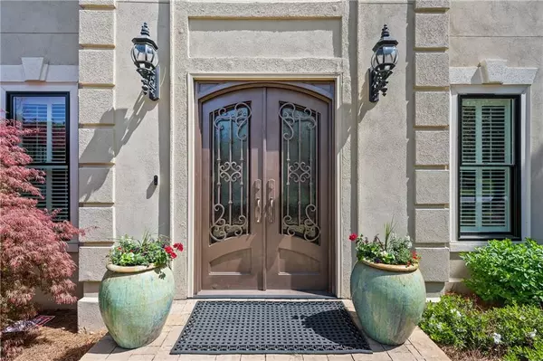 Atlanta, GA 30342,18 Rose Gate DR NE