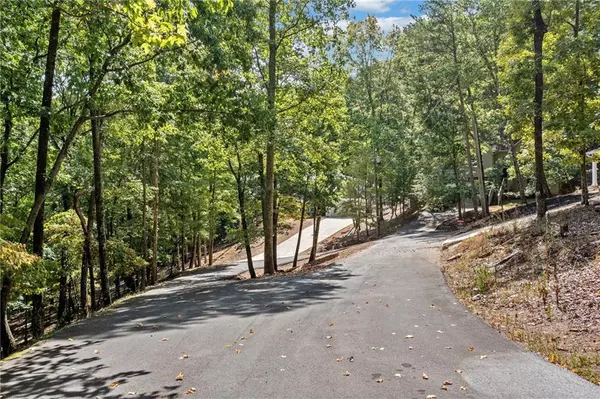 Waleska, GA 30183,133 Louie CT