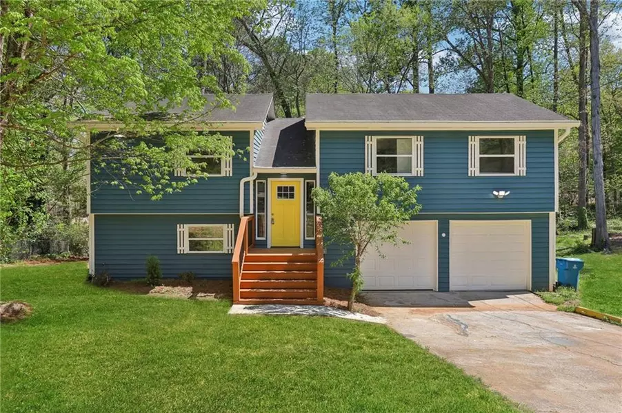 2952 Hillwood DR, Lawrenceville, GA 30044