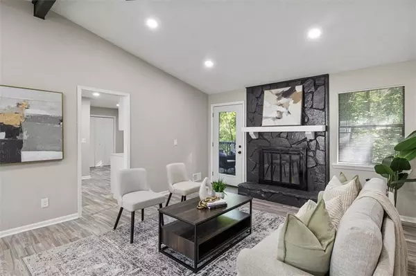 Lithonia, GA 30038,4983 NEEDLE KNOB CT