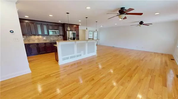 Marietta, GA 30008,1105 Woodleigh RD SE