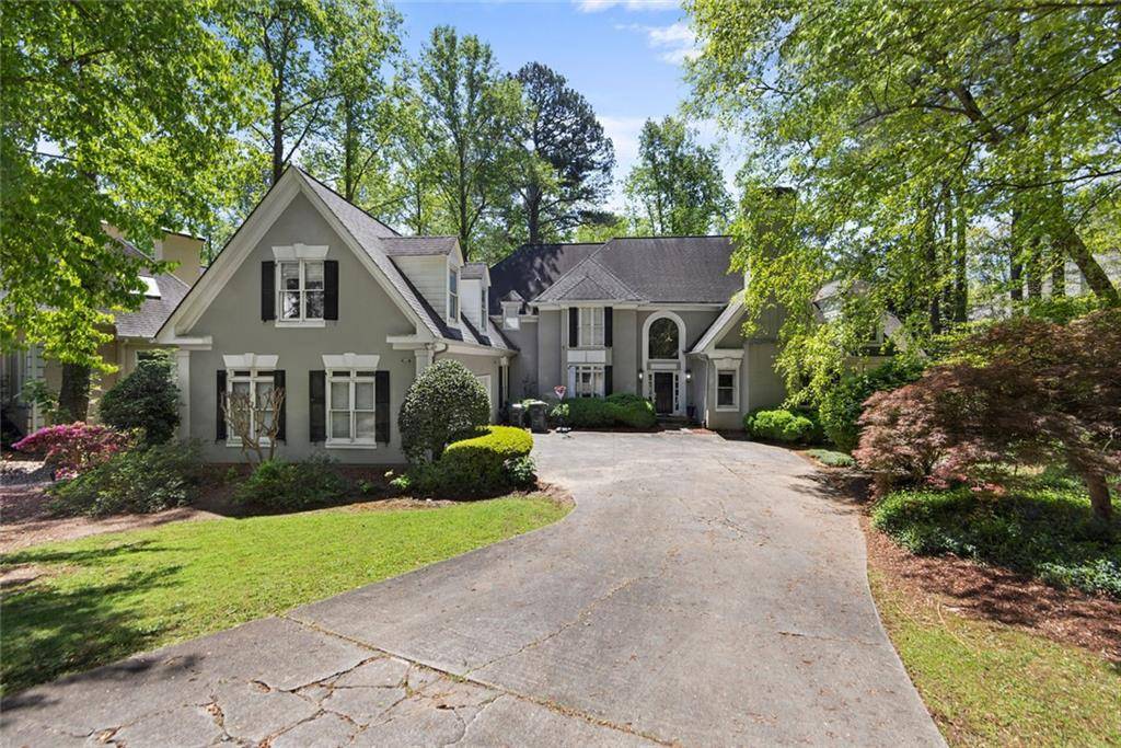 105 Grogans Lake DR, Atlanta, GA 30350