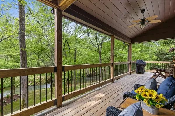 Morganton, GA 30560,744 Old Loving RD