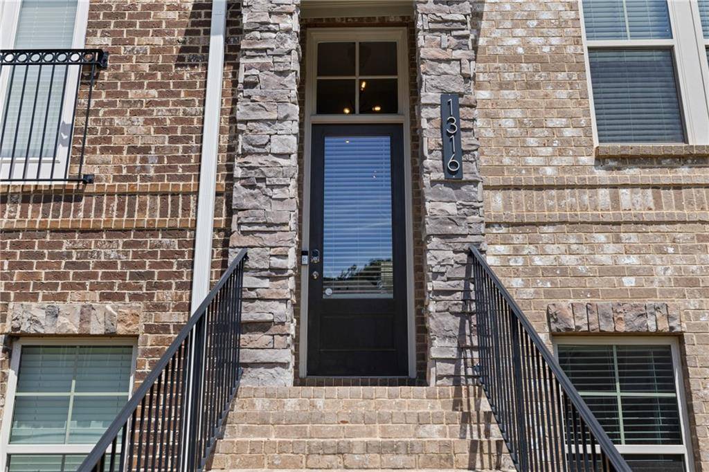 Brookhaven, GA 30319,1316 Harris WAY