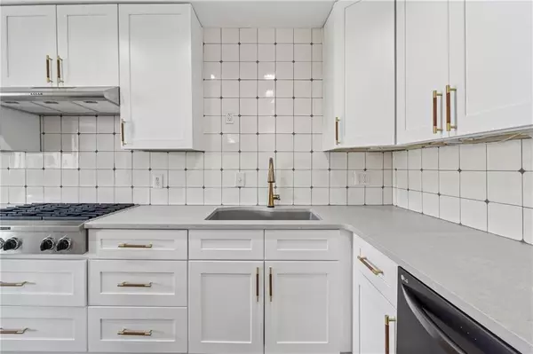 Atlanta, GA 30308,215 Piedmont AVE NE #506