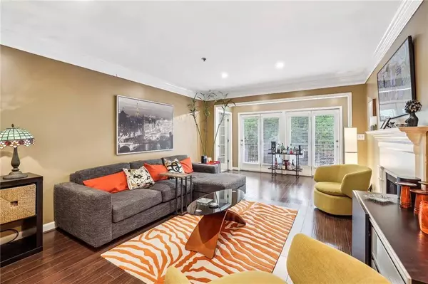 Atlanta, GA 30324,3201 Lenox RD NE #22