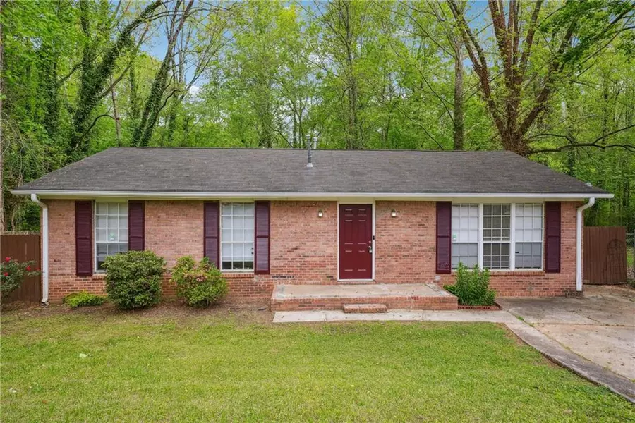 2962 Invermere Woods CT, Lithonia, GA 30038