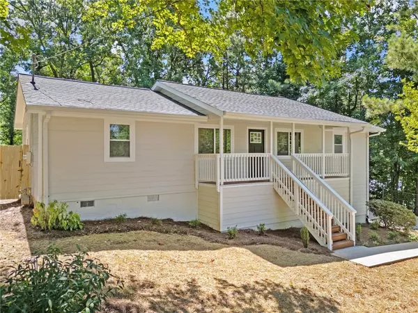 6147 Allen RD SE, Mableton, GA 30126