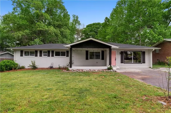 1217 Topaz LN, Villa Rica, GA 30180