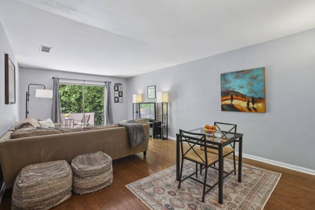 5400 Roswell RD #H5, Atlanta, GA 30342