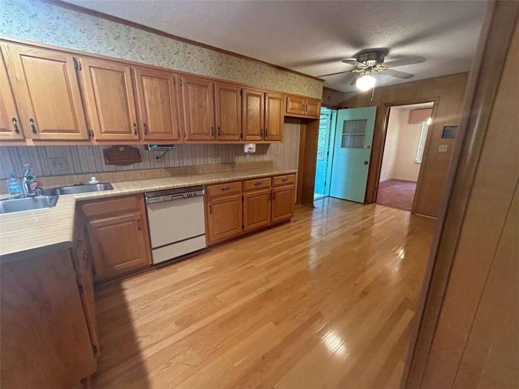 Winder, GA 30680,294 Matthews ST