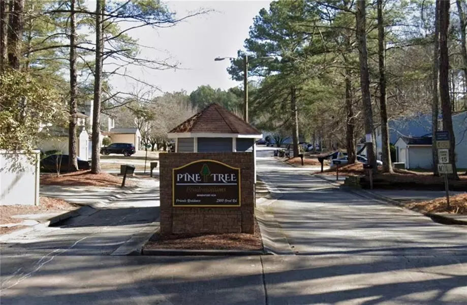 28 Pine Cone CT, Atlanta, GA 30349