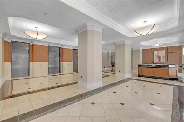 Atlanta, GA 30326,3475 Oak Valley RD #APT 650