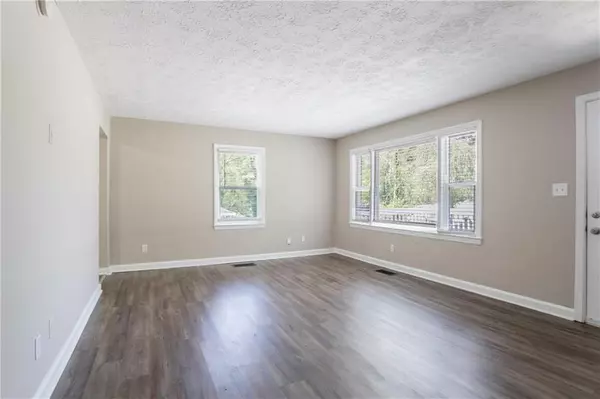 Decatur, GA 30034,2041 W Flat Shoals TER