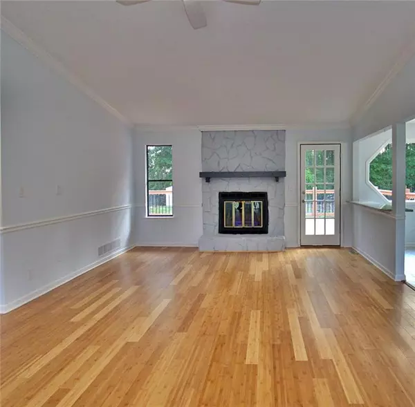 Snellville, GA 30039,4270 MOUNTAIN GLEN TRCE