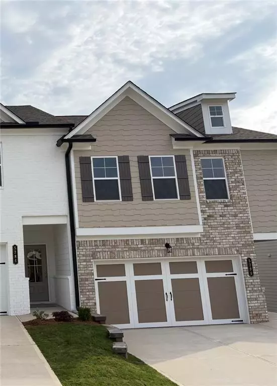Oakwood, GA 30566,5290 Fox Den RD