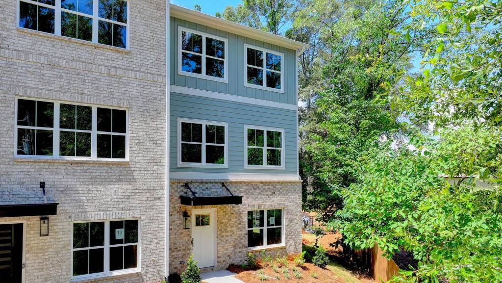 5443 Blossomwood TRL SW, Mableton, GA 30126