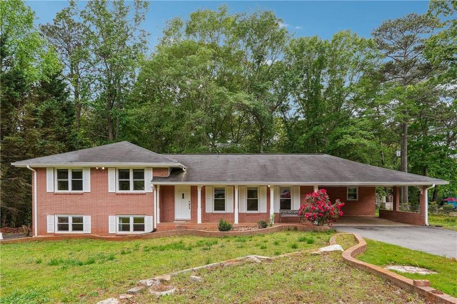 851 Rockbridge RD SW, Lilburn, GA 30047