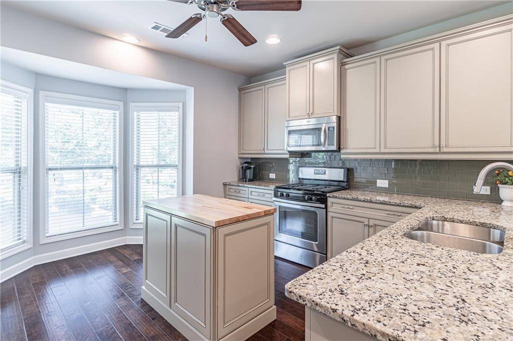 Suwanee, GA 30024,4236 Tacoma TRCE