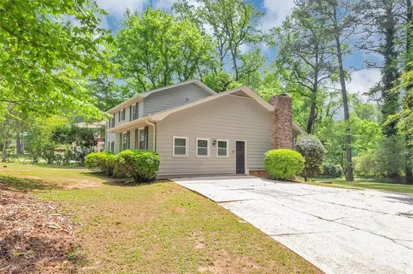 Stone Mountain, GA 30083,4261 AUTUMN HILL DR
