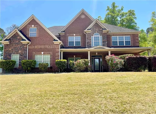 220 Fannin LN, Mcdonough, GA 30252