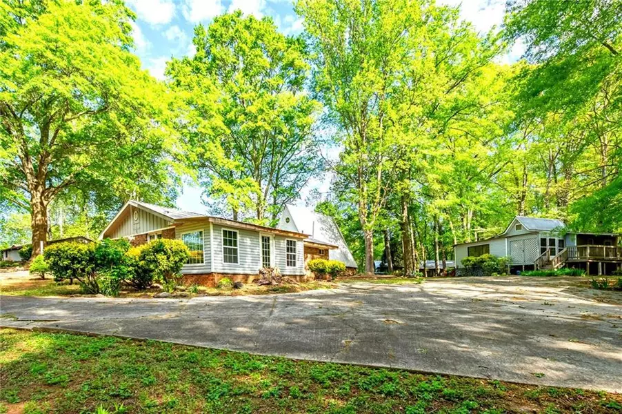 1098 Cown RD, Villa Rica, GA 30180