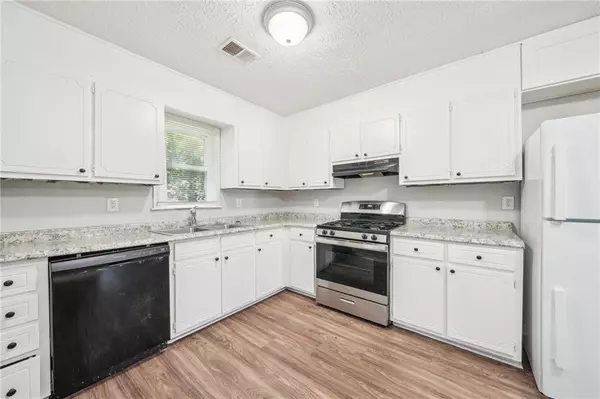 Lithonia, GA 30058,2058 Corners CIR