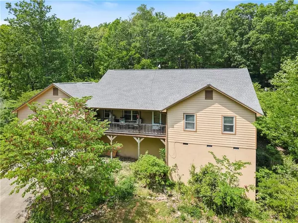 798 Deerfield LN NW, Sugar Valley, GA 30746
