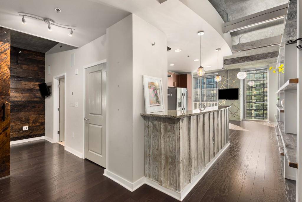 Atlanta, GA 30308,855 Peachtree ST #2611