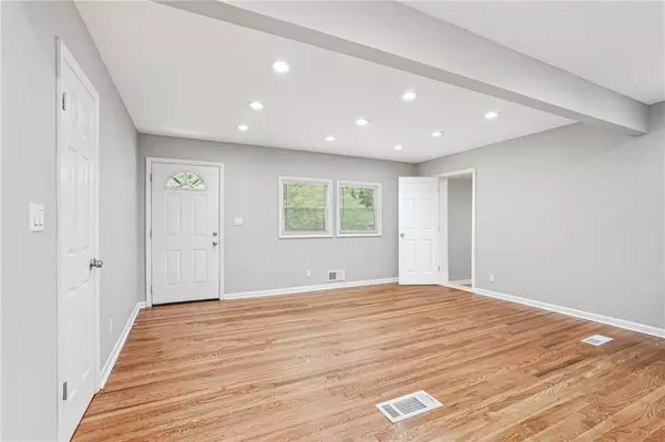 Decatur, GA 30034,2450 Elkhorn DR