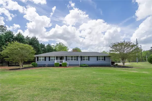 220 Pitts Chapel RD, Newborn, GA 30056