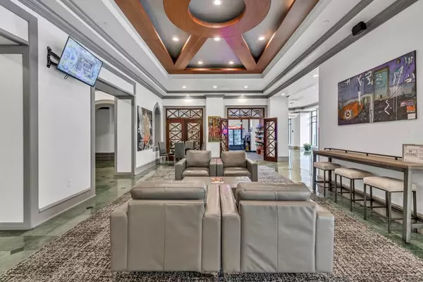 Atlanta, GA 30328,799 Hammond DR #314