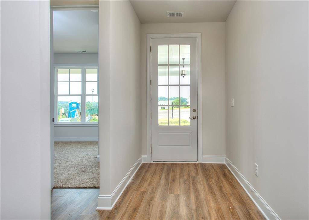 Commerce, GA 30529,80 Sherwood DR