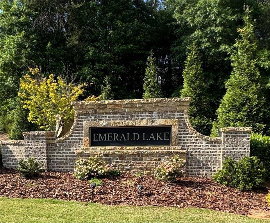 535 Emerald Pkwy, Sugar Hill, GA 30518
