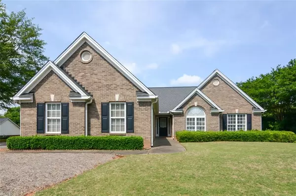 176 Meadow Creek DR, Jefferson, GA 30549