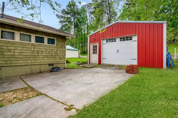 Talking Rock, GA 30175,4679 HIGHWAY 136 W