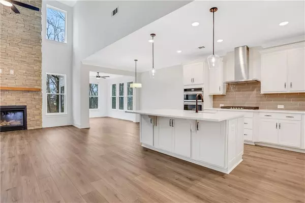 Hoschton, GA 30548,2251 Coffee LN