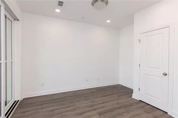 Alpharetta, GA 30009,118 IveyBrooke LN #64