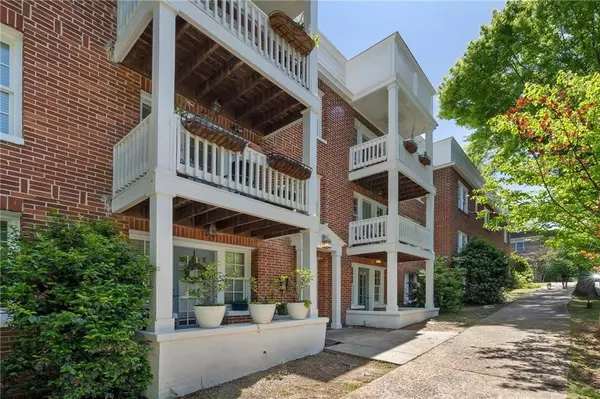 Atlanta, GA 30306,974 Greenwood AVE NE #6