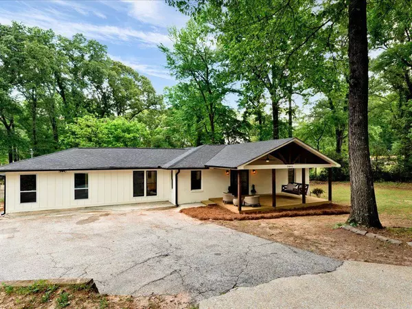 Mableton, GA 30126,5840 CRABAPPLE DR SW