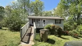 5210 Sawnee LN, Gainesville, GA 30506