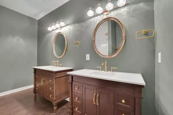 Hoschton, GA 30548,216 Scenic DR