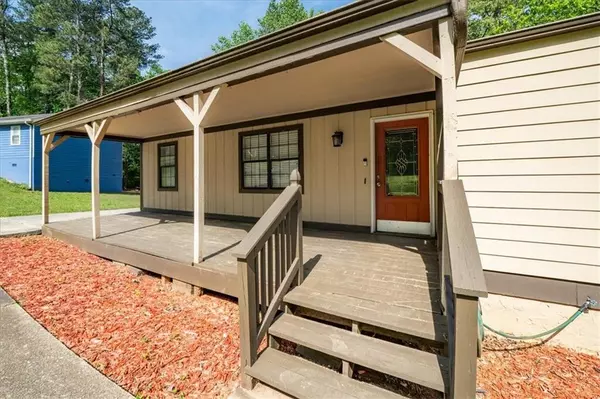 Lithonia, GA 30058,6182 SILVER SPUR DR