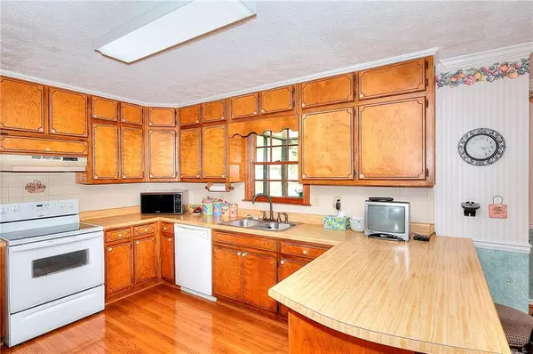 Snellville, GA 30039,3740 Laurel Brook WAY