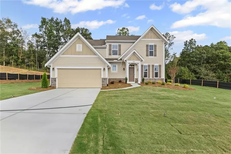 258 Pickens Bluff LN, Hiram, GA 30141