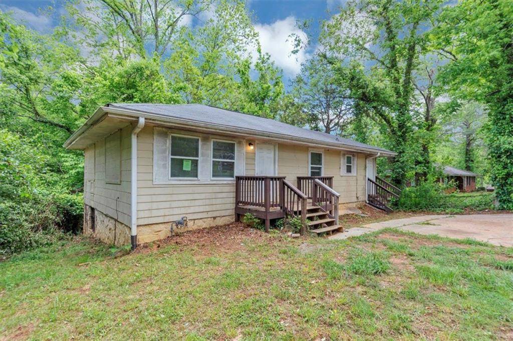 Decatur, GA 30032,2952 MCAFEE RD