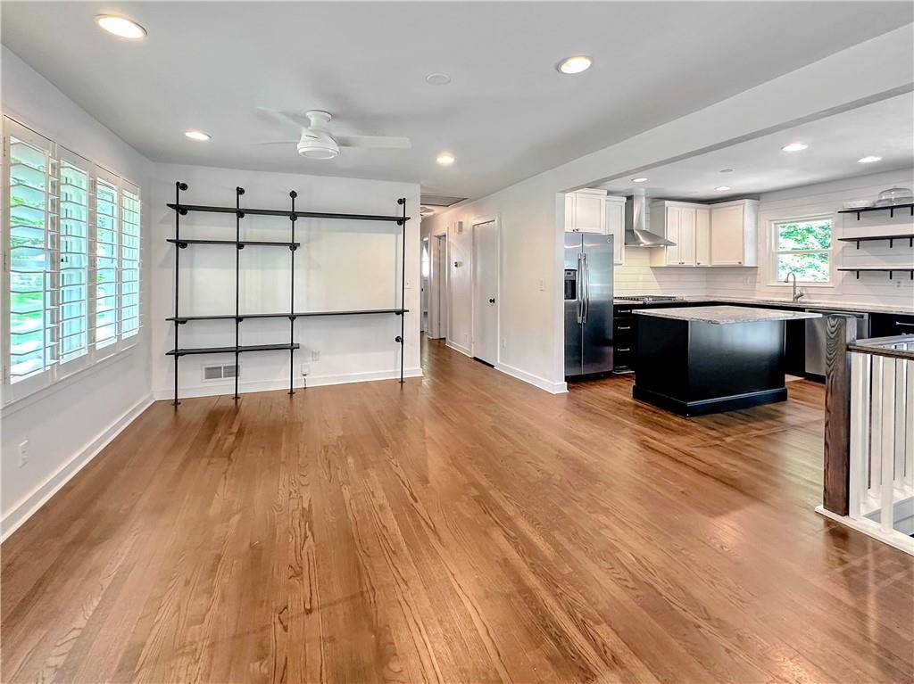 Atlanta, GA 30345,1907 Shalimar DR NE