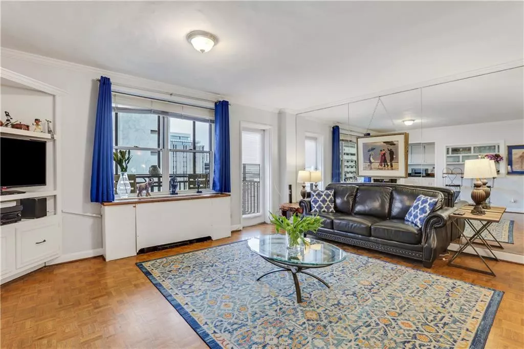 Atlanta, GA 30308,300 Peachtree ST NE #22N