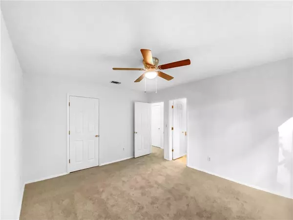 Lithonia, GA 30058,5537 Panola PL