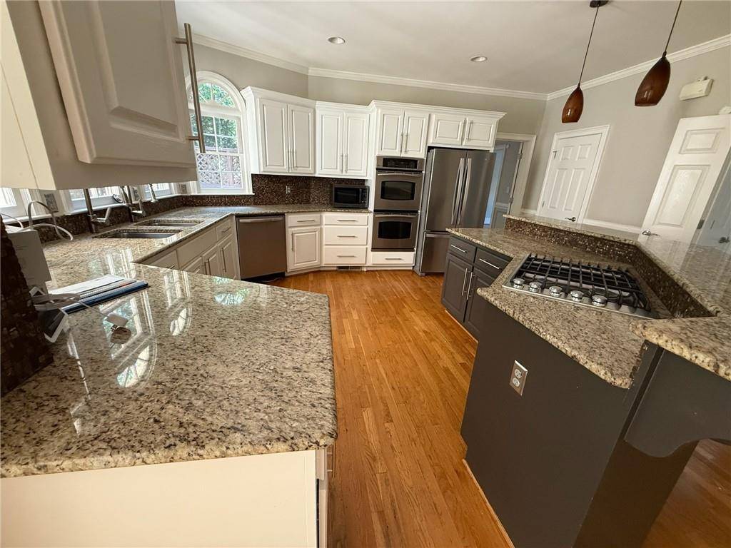 Alpharetta, GA 30022,305 Pilgrimage PT